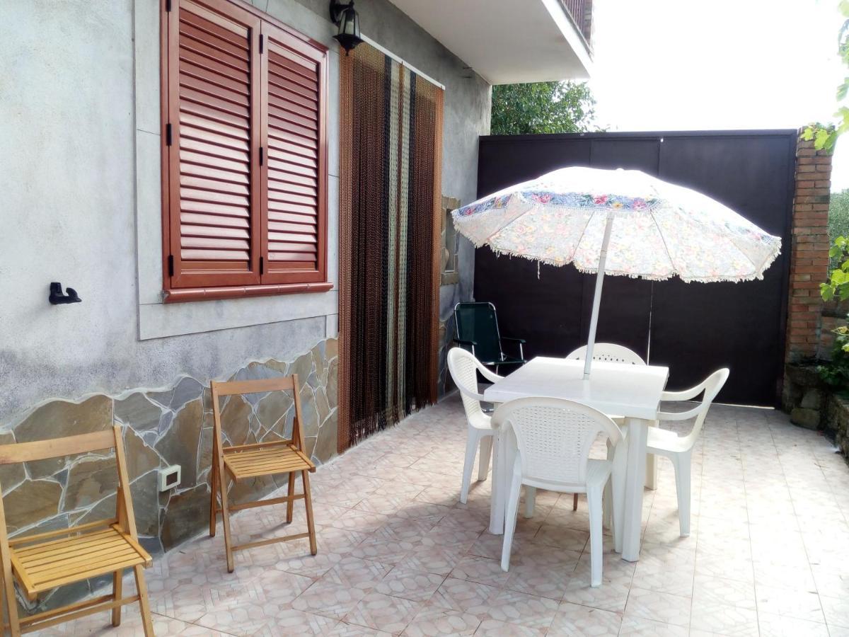 Appartamento Ferraro Turina Motta Camastra Exterior photo