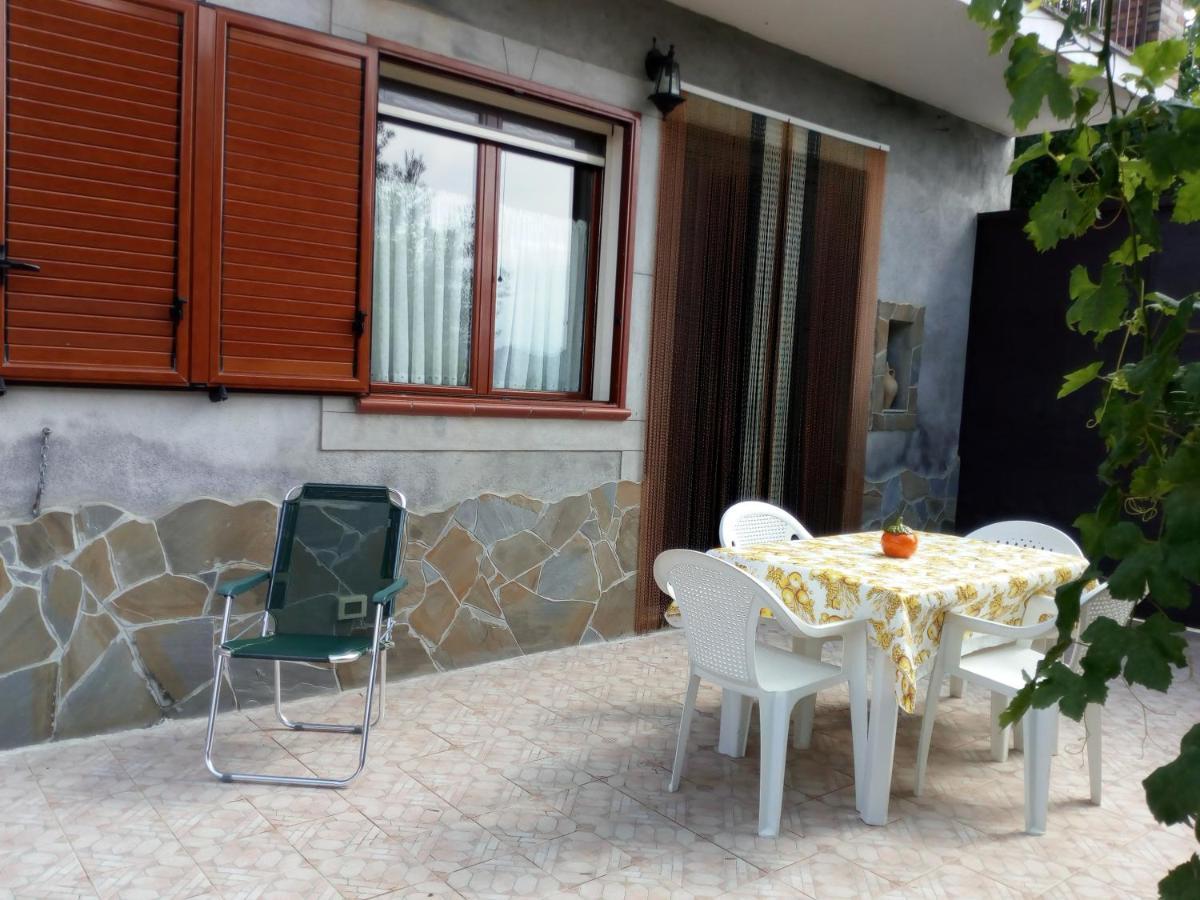 Appartamento Ferraro Turina Motta Camastra Exterior photo